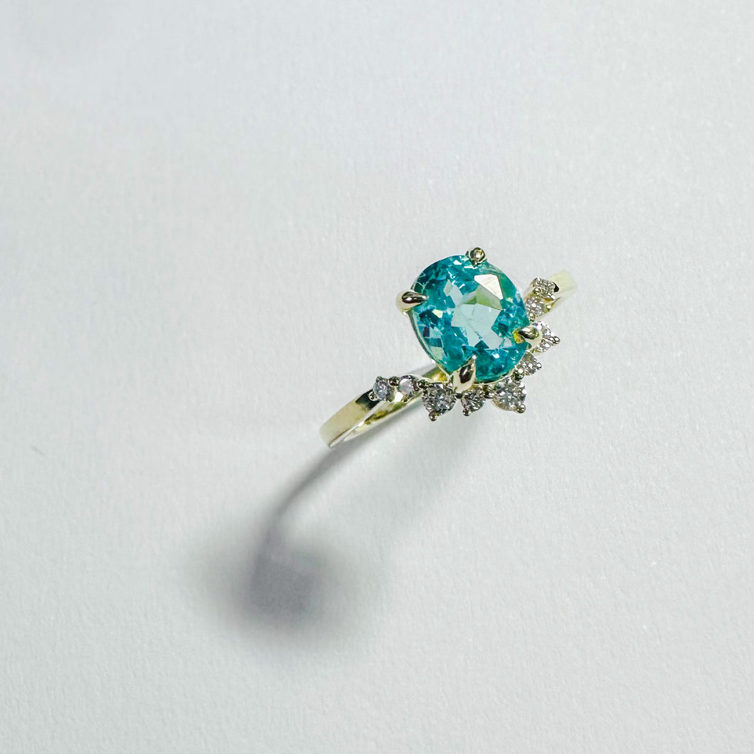 14K Oval Blue Apatite with Diamond Ring