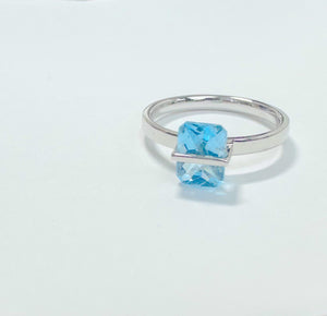 14K Blue Topaz Ring