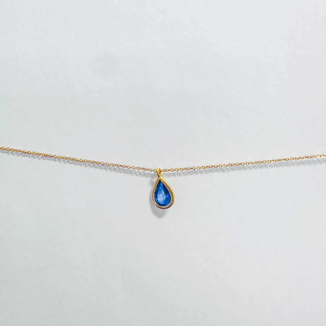 18K Pear Blue Sapphire Necklace