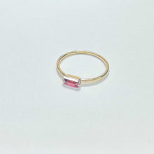 Load image into Gallery viewer, 14K Red Garnet Ring
