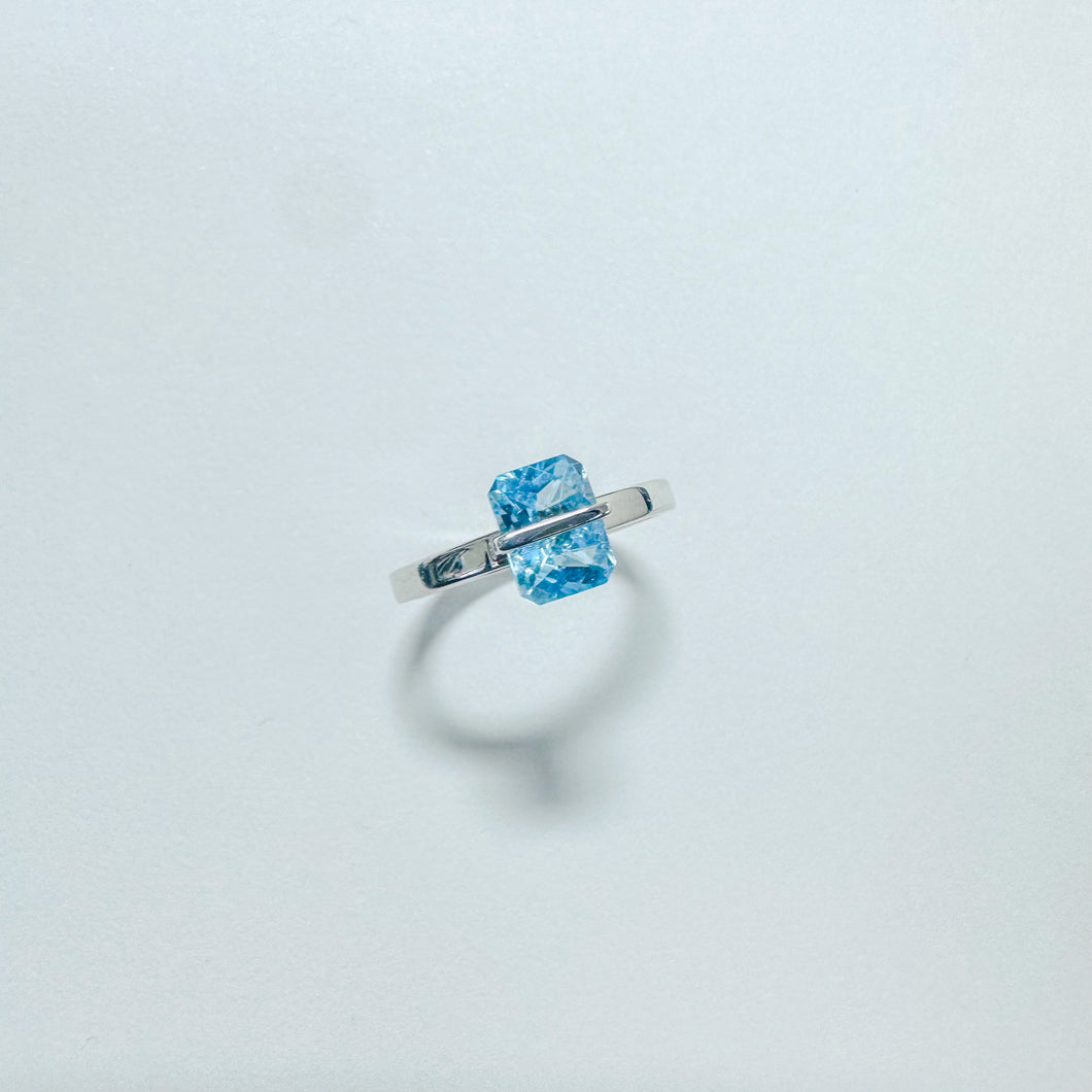 14K Blue Topaz Ring