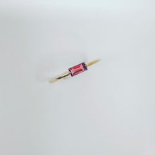 Load image into Gallery viewer, 14K Red Garnet Ring
